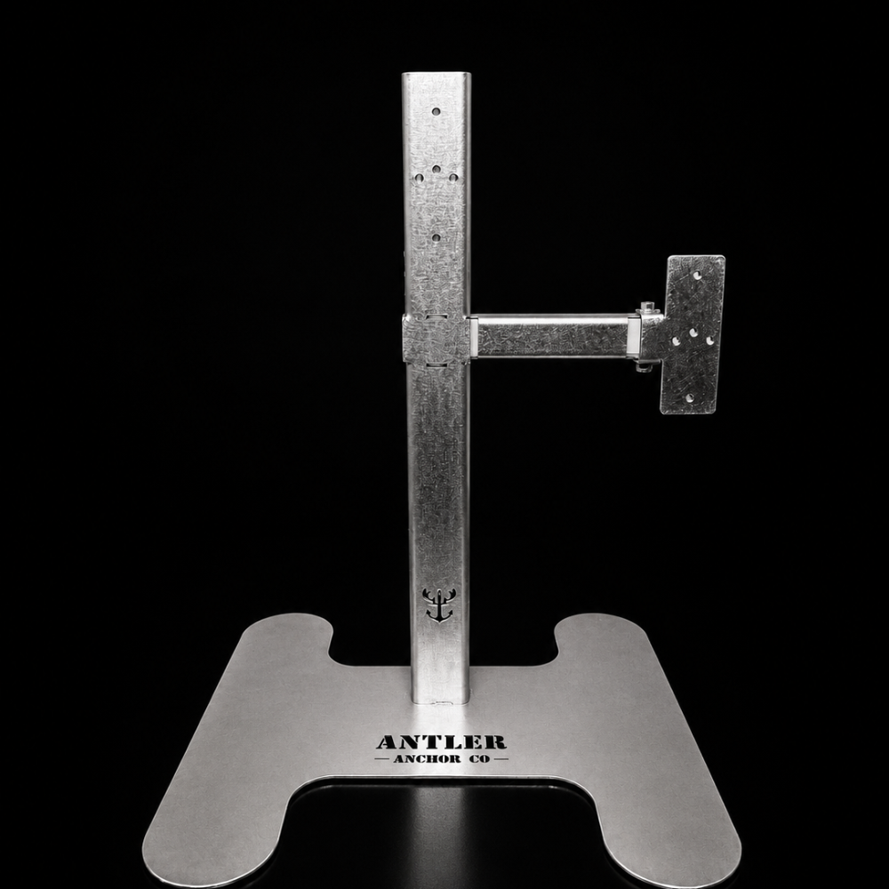 Triple Crown Pedestal + 3 European Mount Hangers