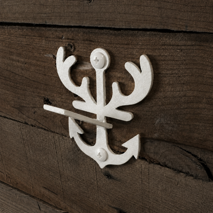 European Mount Skull Hanger - White Out